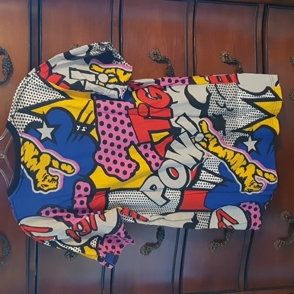 LeTigre Collection Comic Book Print Tshirt sz L - Picture 3 of 3